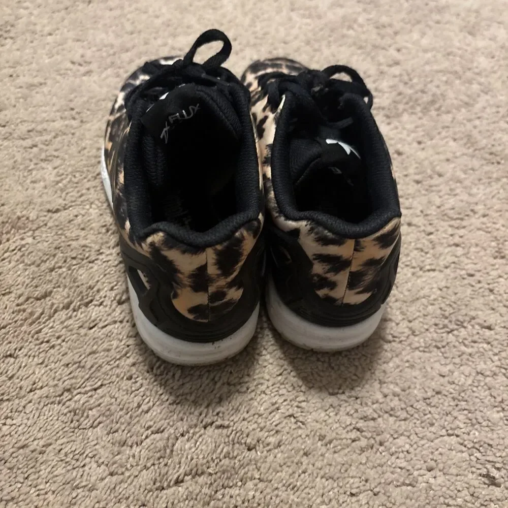 Womans Adidas Black Tan Torsion ZX Flux Cheetah Size 4 1/2 Sneakers Black Lace